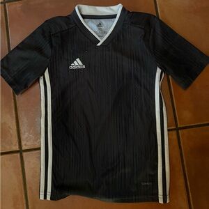 Adidas extra small shirt